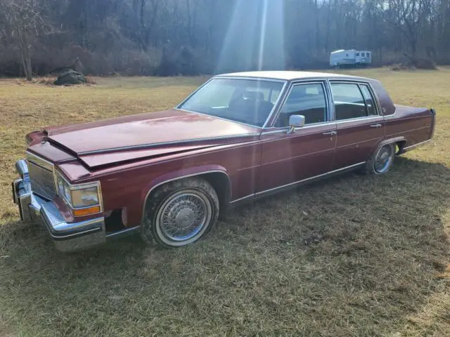 1985 Cadillac Fleetwood BROUGHAM