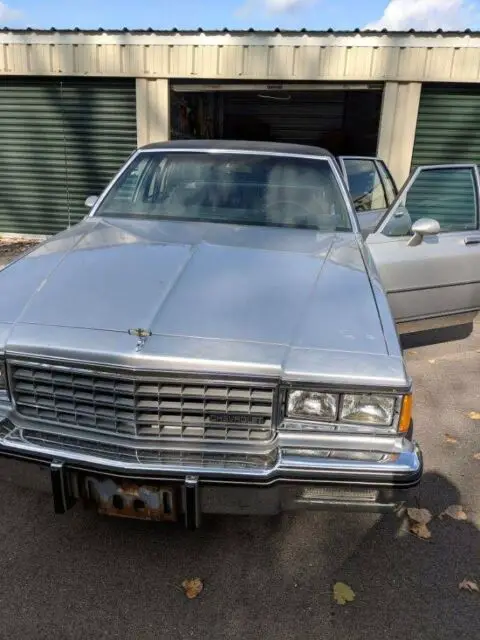 1985 Chevrolet Caprice Cloth