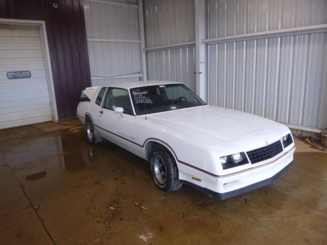 1985 Chevrolet Monte Carlo --