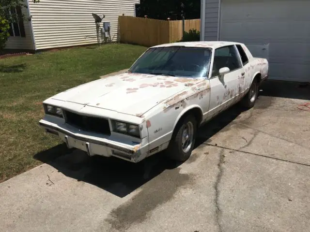 1985 Chevrolet Monte Carlo Base Coupe 2-Door