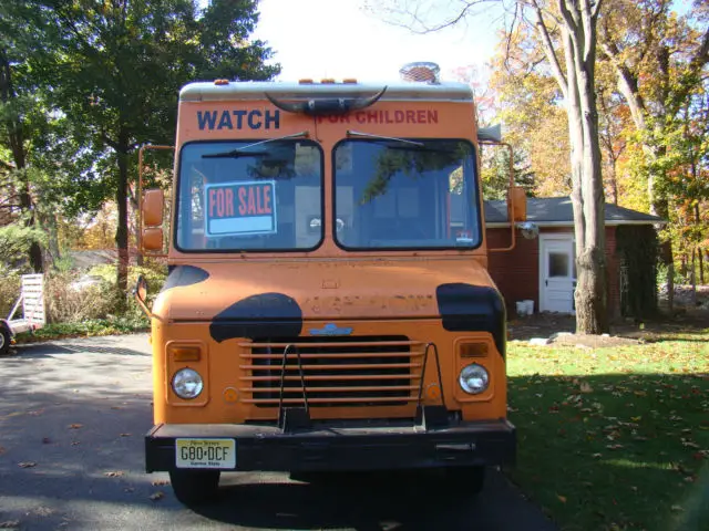 1985 Chevrolet P30 Ice Cream Truck