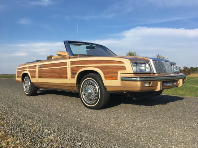 1985 Chrysler LeBaron Woody