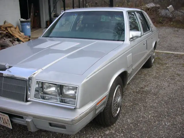 1985 Chrysler LeBaron Newyorker