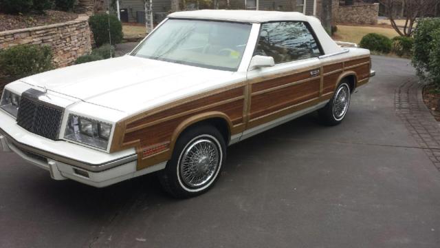 1985 Chrysler Town & Country wood