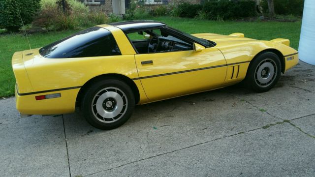 19850000 Chevrolet Corvette