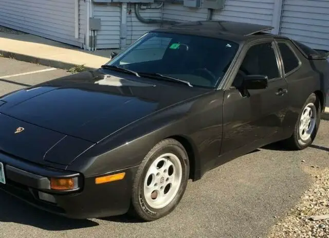 1985 Porsche 944