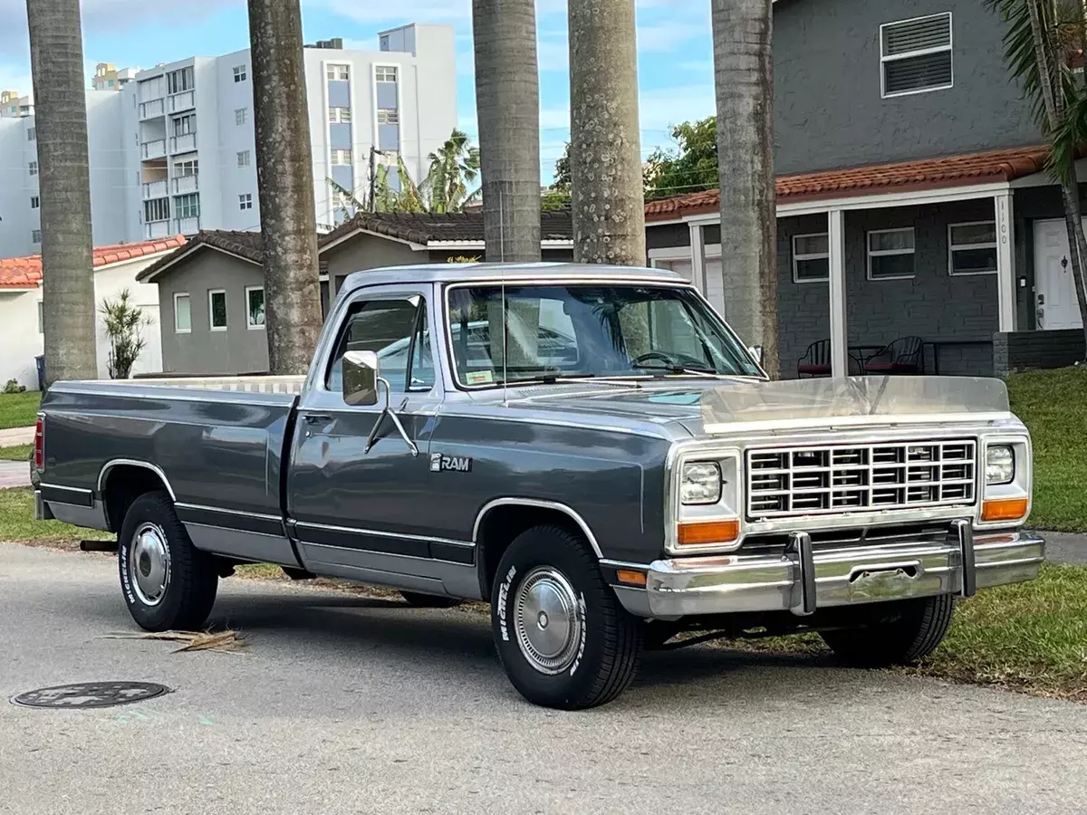 1985 Dodge Ram 1500 D100