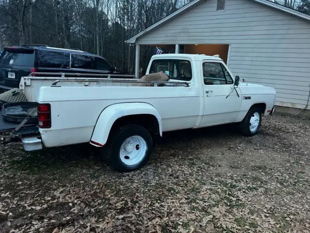 1985 Dodge D-Series D300