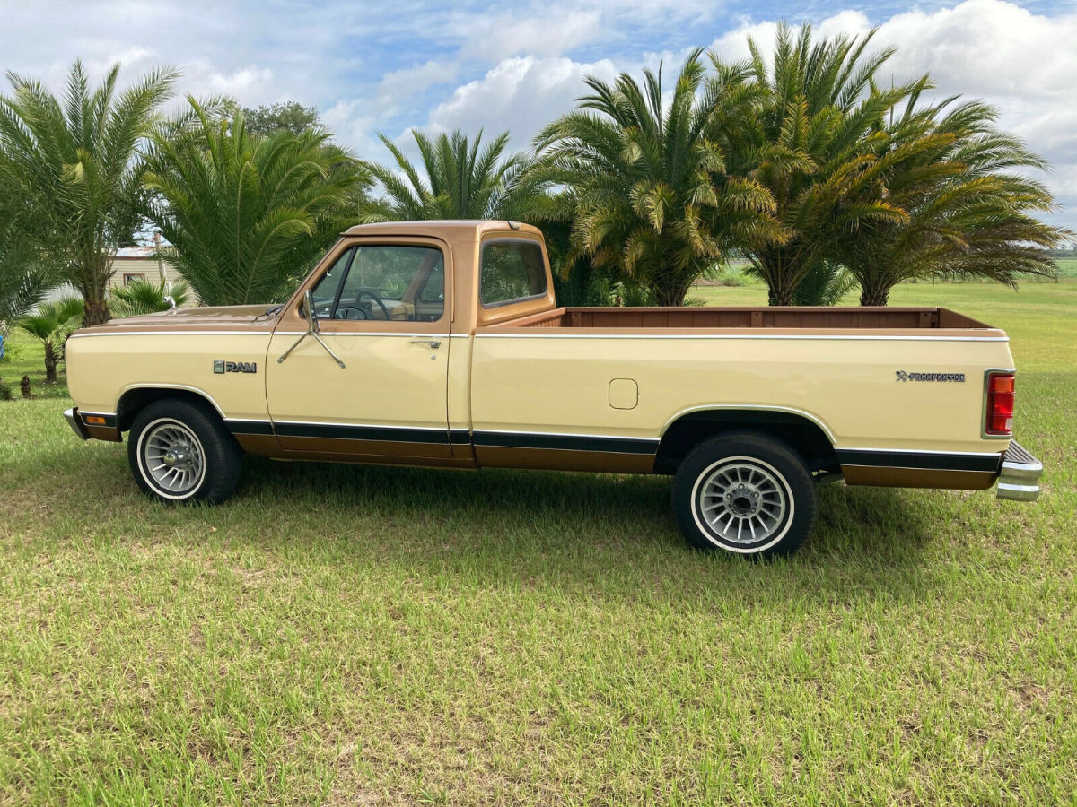 1985 Dodge D150 D-150 Prospector