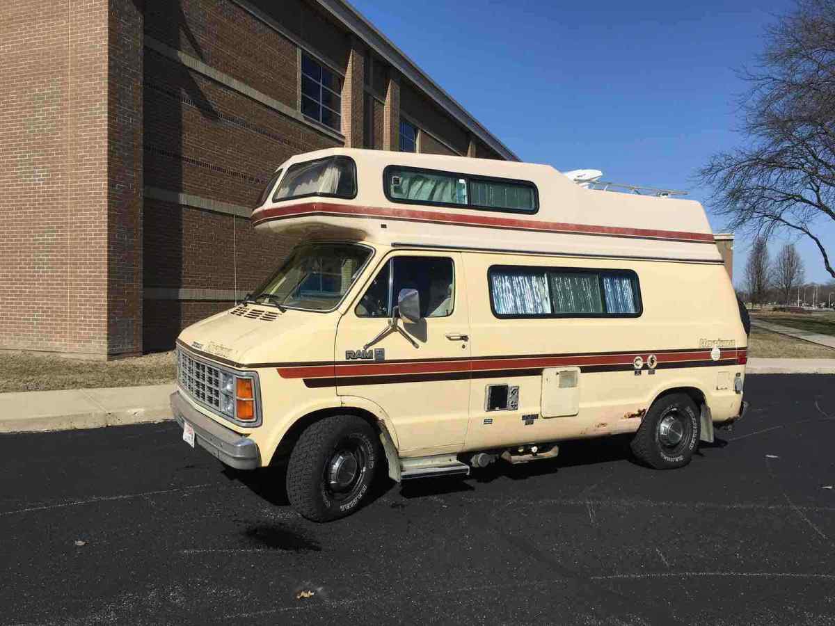 1985 Dodge B250 B250