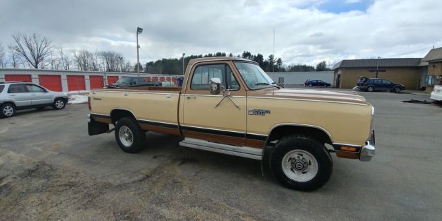 1985 Dodge Ram 2500 prospector