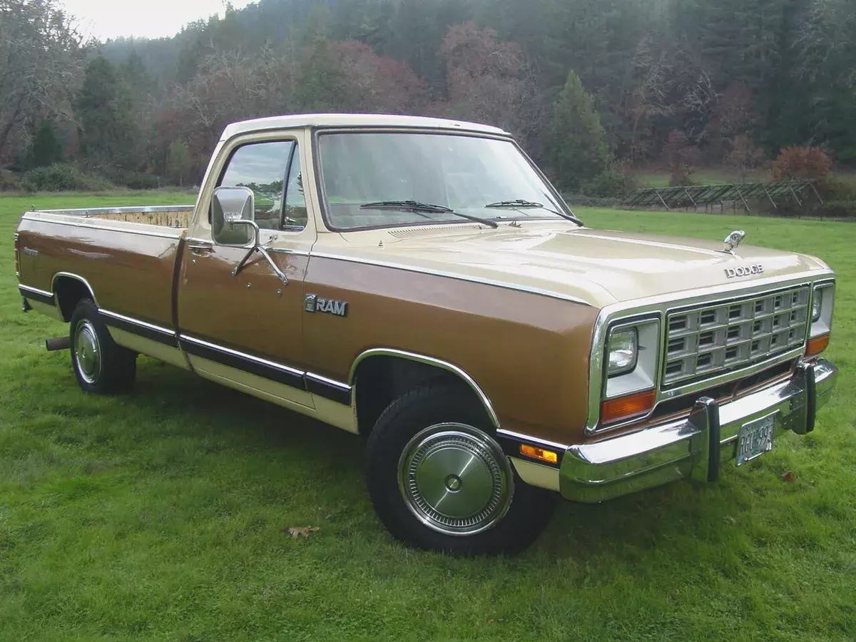 1985 Dodge Ram 2500 Prospector