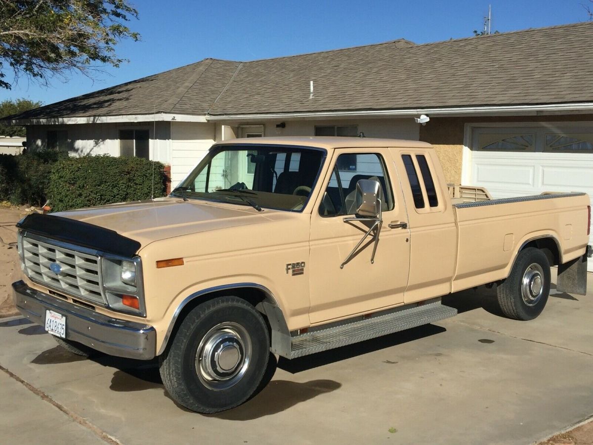 1985 Ford F-250 XL