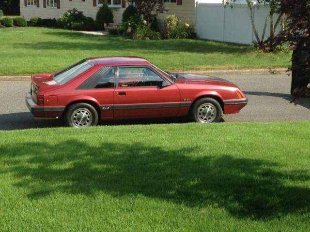 1985 Ford Mustang GT