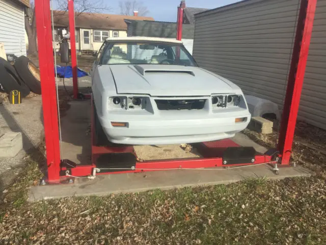 1985 Ford Mustang LX Convertible 2-Door