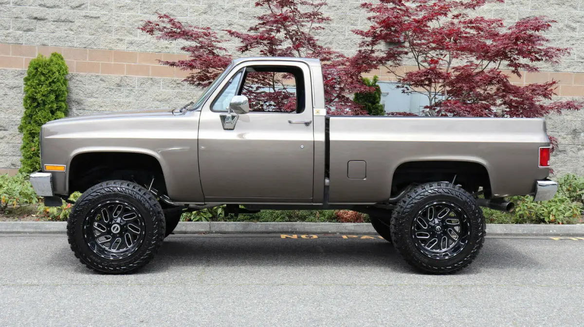 1985 GMC Sierra 1500 1/2 Ton Short Box