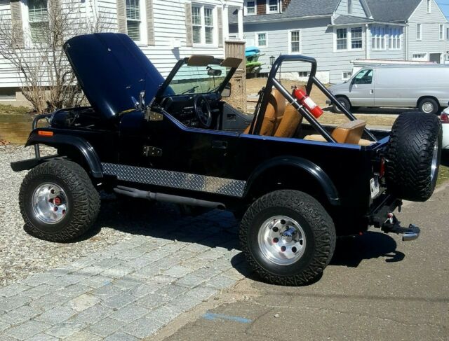 1985 Jeep CJ Custom