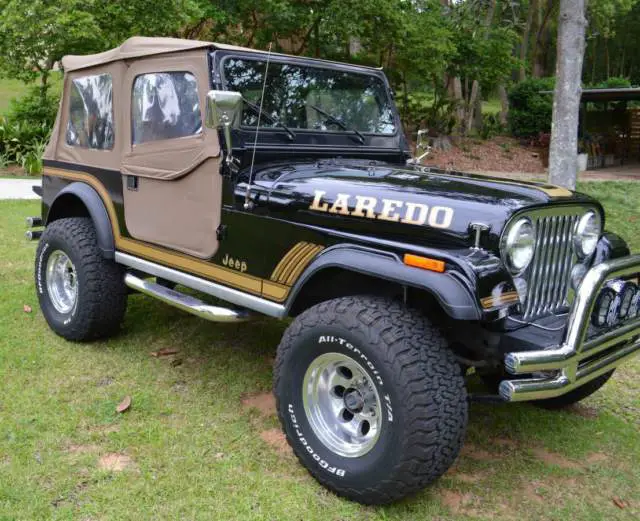 1985 Jeep CJ Laredo