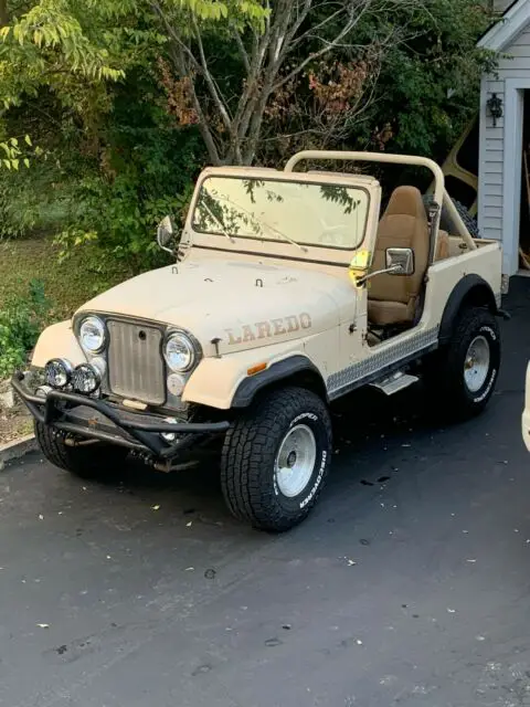 1985 Jeep CJ laredo