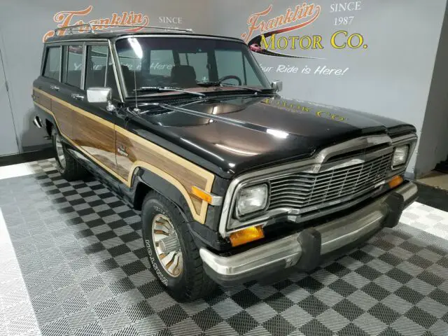 1985 Jeep Wagoneer