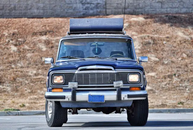 1985 Jeep Wagoneer