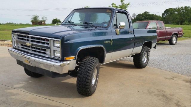 1985 Chevrolet C/K Pickup 1500 Custom Deluxe