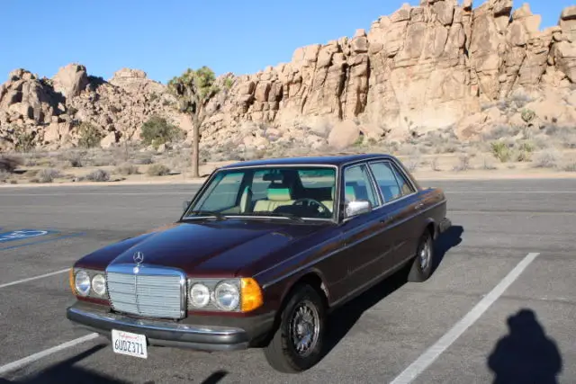 1985 Mercedes-Benz 300-Series