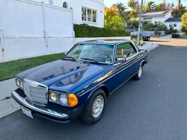 1985 Mercedes-Benz 300-Series 300CD 2 door coupe