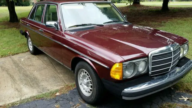 1985 Mercedes-Benz 300-Series