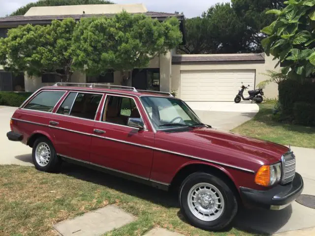 1985 Mercedes-Benz 300-Series TD WAGON