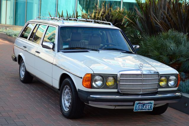 1985 Mercedes-Benz 300-Series 5 door station wagon