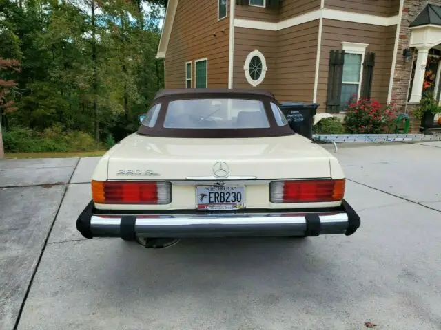 1985 Mercedes-Benz SL-Class Convertible