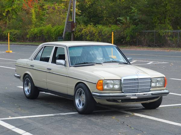 1985 Mercedes-Benz E-Class