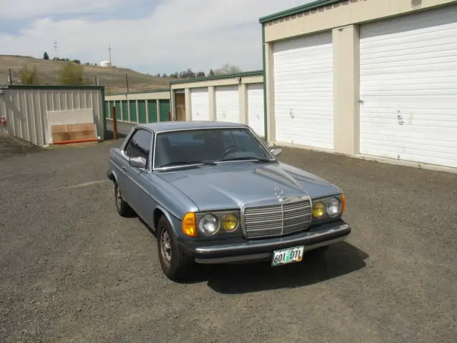 1985 Mercedes-Benz 300-Series