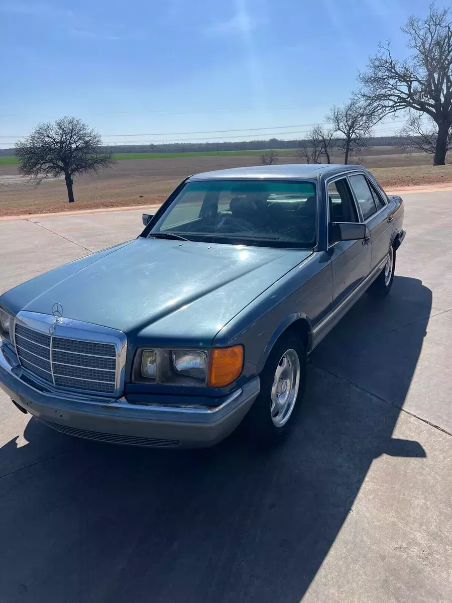 1985 Mercedes-Benz 300-Series SD