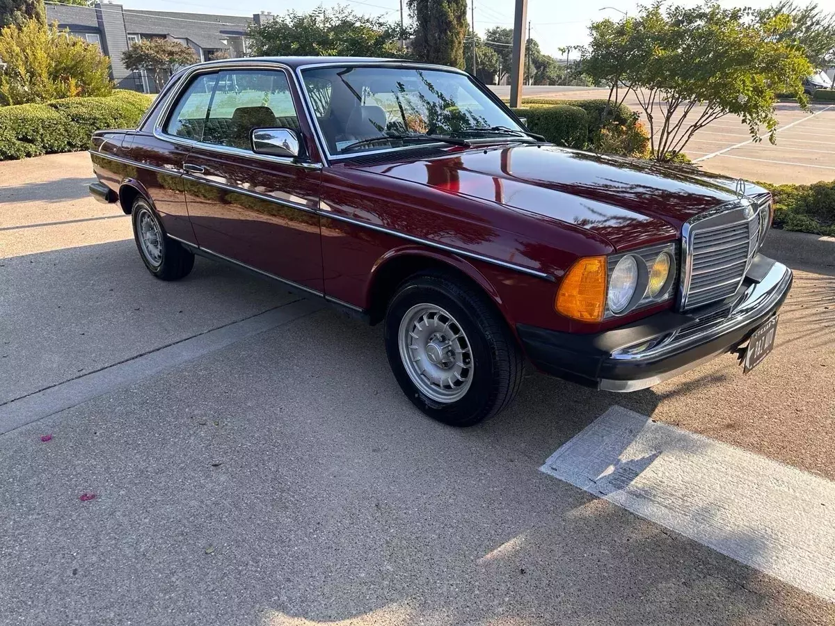 1985 Mercedes-Benz 300-Series CDT