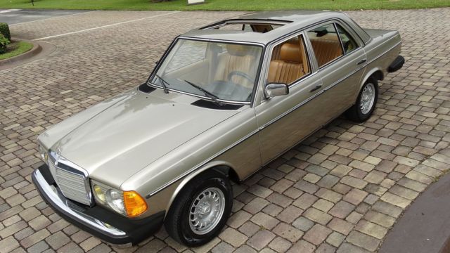 1985 Mercedes-Benz 300-Series FACTORY LEATHER