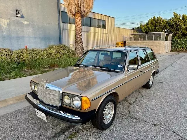 1985 Mercedes-Benz 300-Series