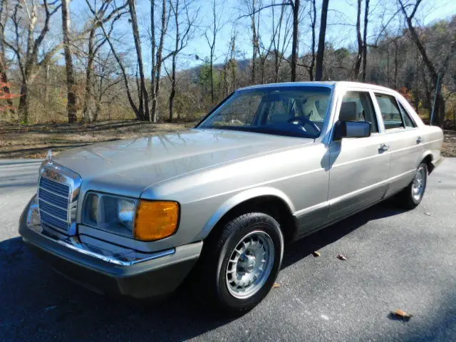 1985 Mercedes-Benz 300-Series SE