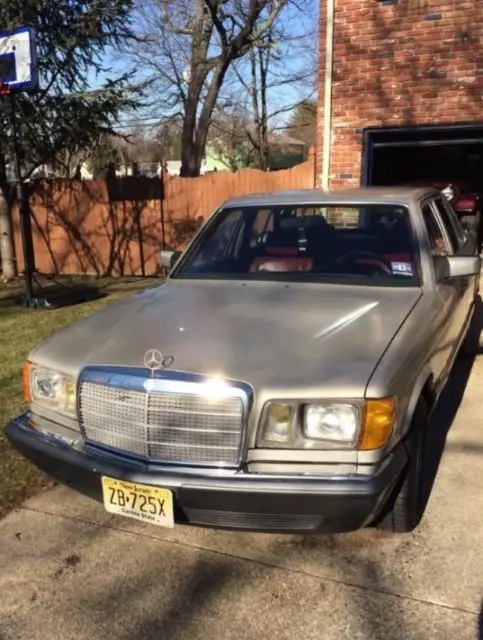 1985 Mercedes-Benz 300-Series 380 SE