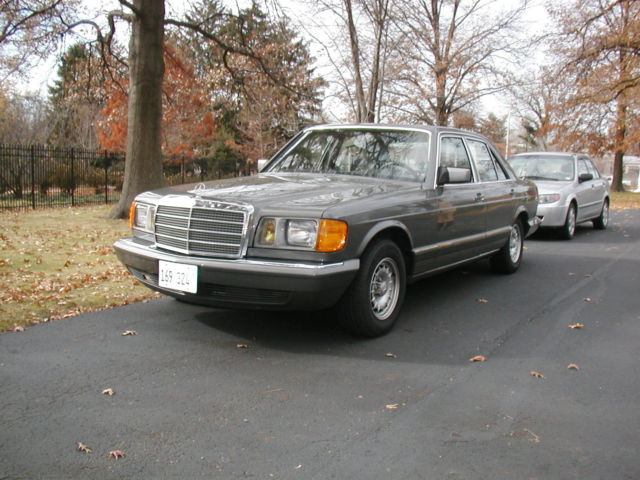 1985 Mercedes-Benz 300-Series 380SE