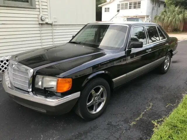 1985 Mercedes-Benz 500-Series