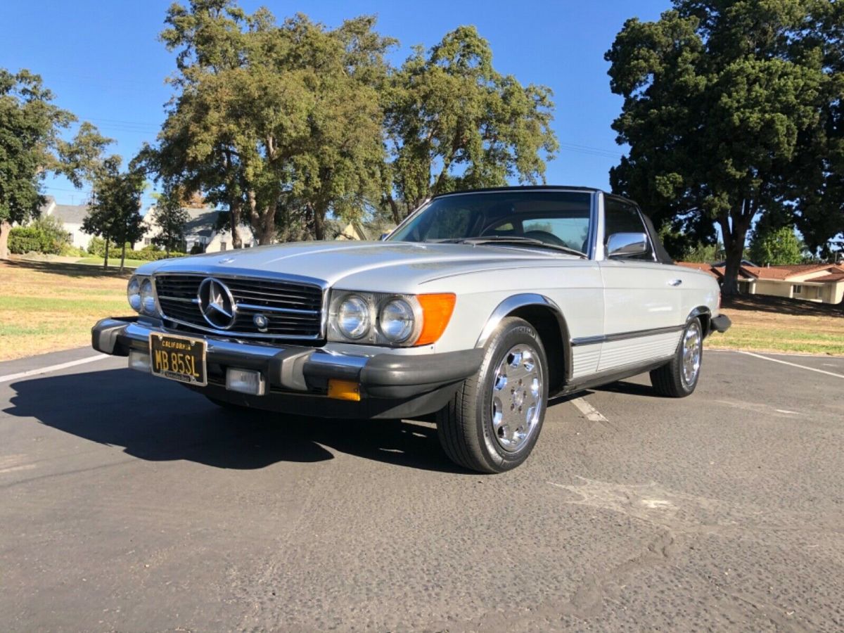 1985 Mercedes-Benz SL-Class 380SL R107 Roadster Convertible