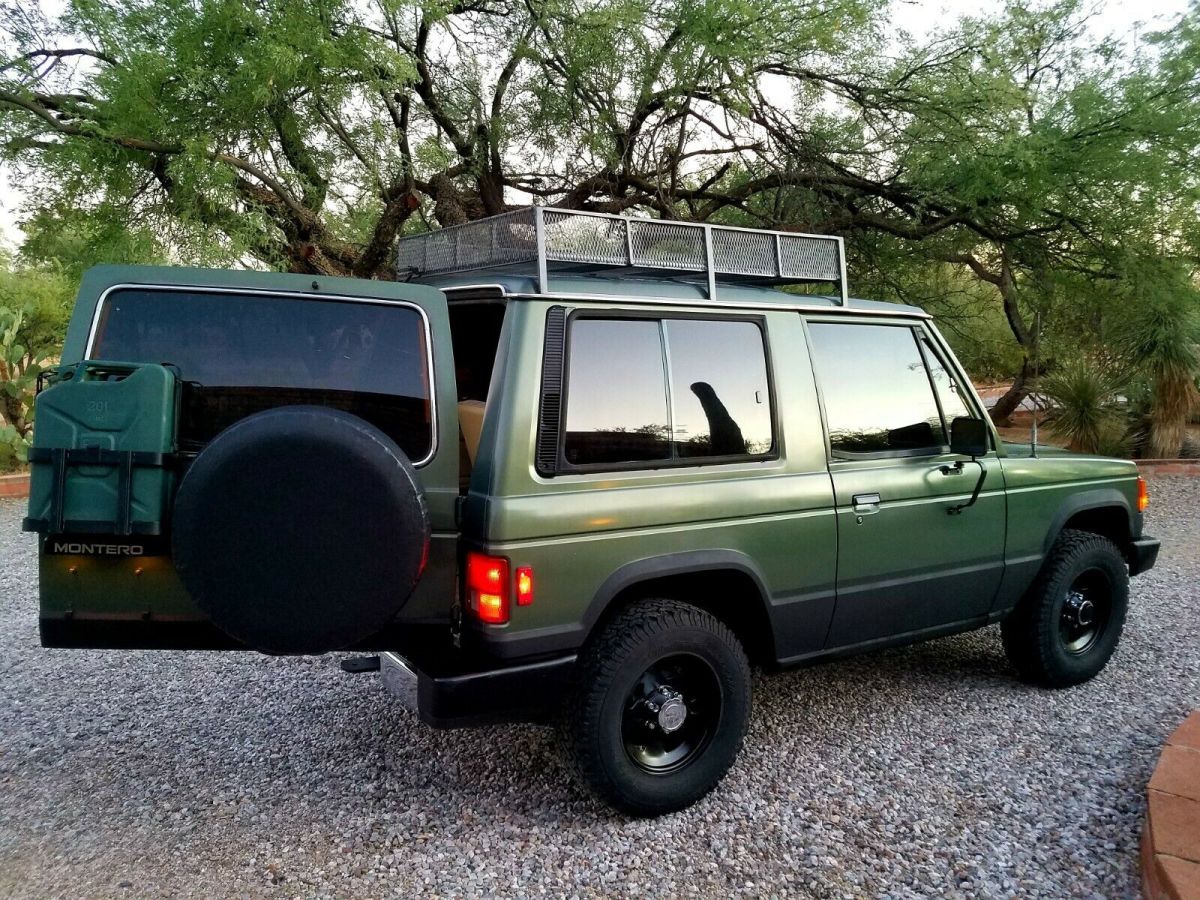 1985 Mitsubishi Montero