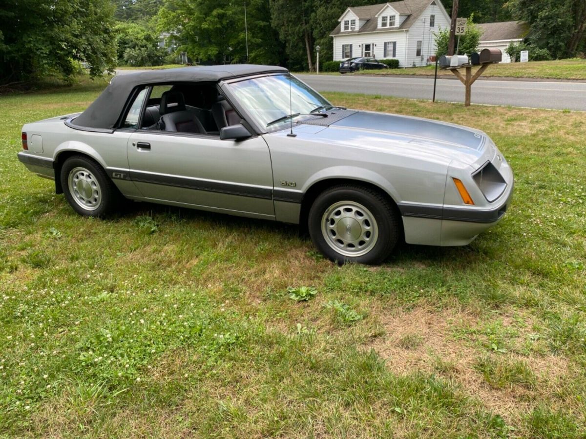 1985 Ford Mustang GT