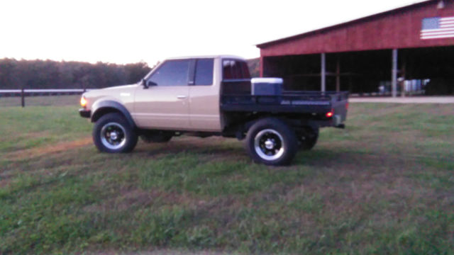 1985 Nissan Other Pickups