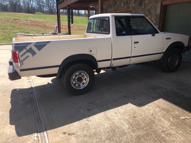 1985 Nissan Other Pickups KING CAB