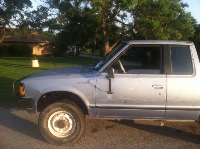 1985 Nissan Other Pickups