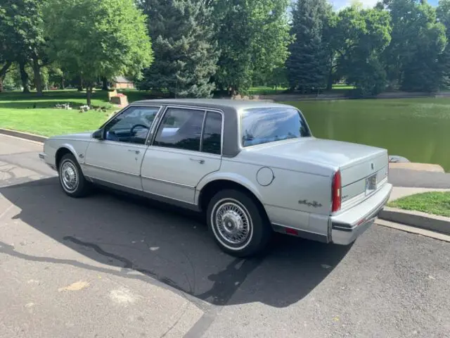 1985 Oldsmobile Ninety-Eight Regency Brougham