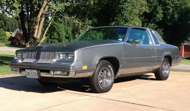 1985 Oldsmobile Cutlass Supreme Brougham